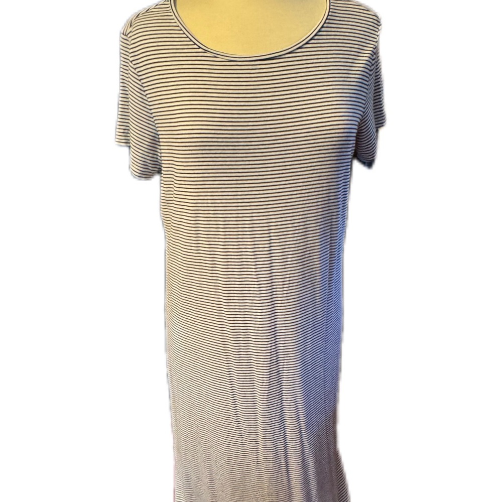 Old Navy Black and White Striped Maxi Dress